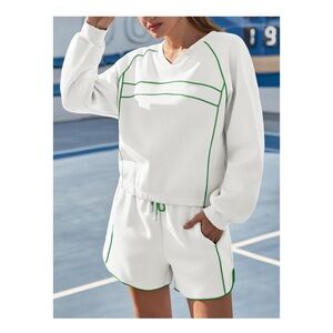 Women's White Sweatshirt with Green Accents XL